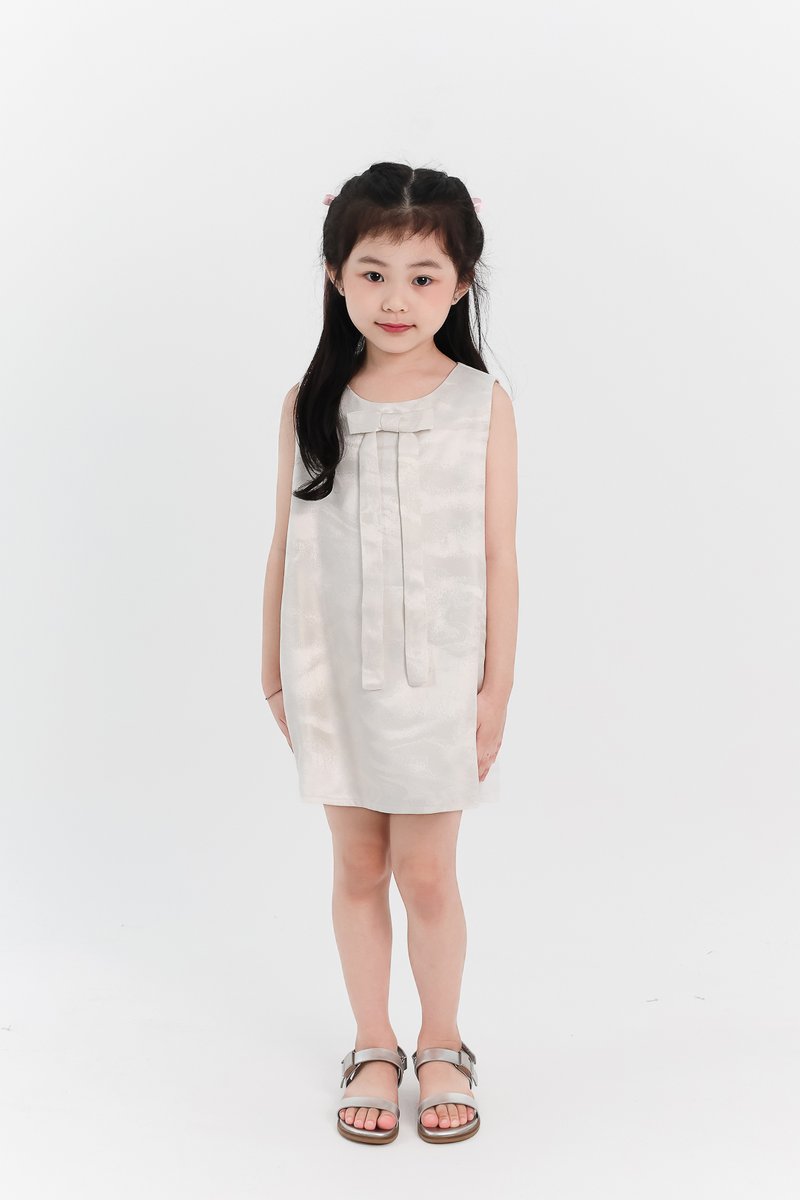 Girl Jacquard Ribbon Dress in White x Cream