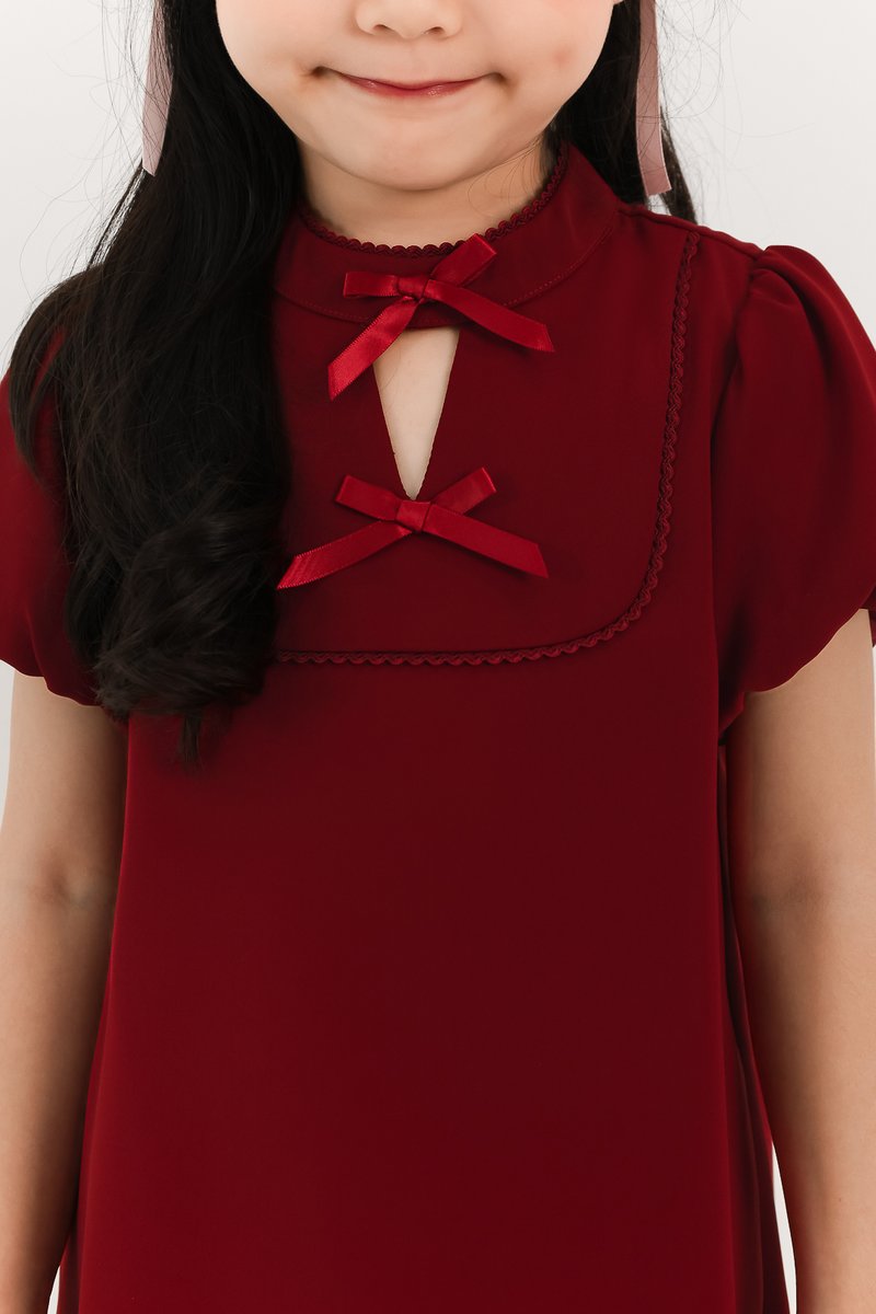 Girl Puffy Sleeve Ribbon Dress in Maroon Girl Puffy Sleeve Ribbon Dress in Maroon