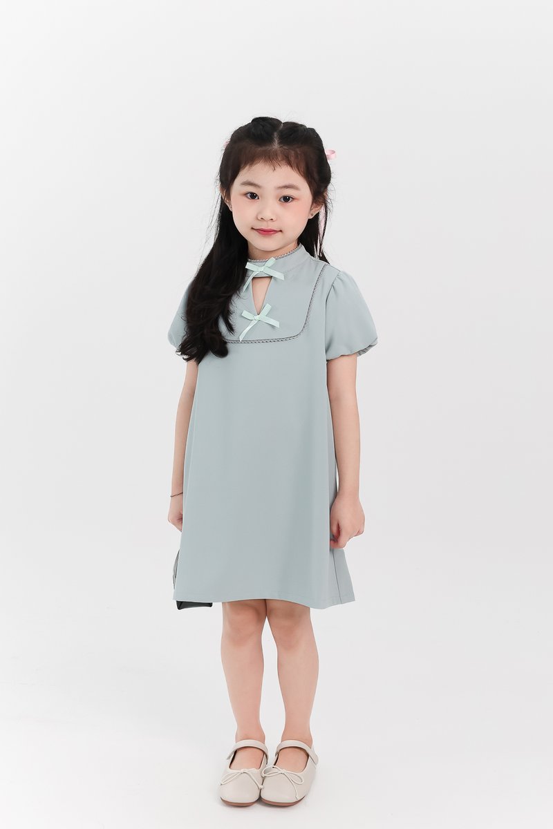 Girl Puffy Sleeve Ribbon Dress in Seafoam Jade