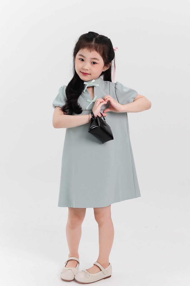 Girl Puffy Sleeve Ribbon Dress in Seafoam Jade