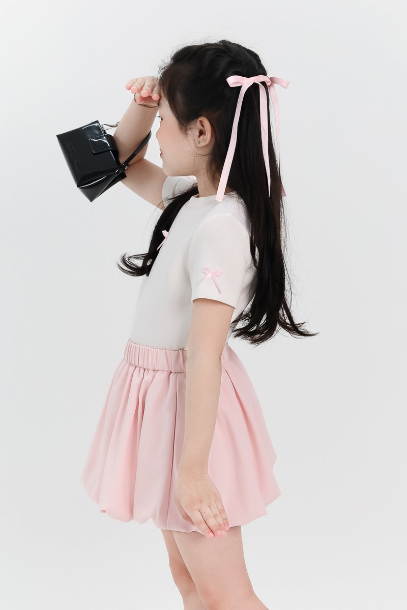 Girl Ribbon Tee in White x Pink Ribbon