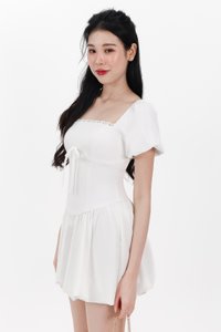DEFECT | Skyler Sleeved Bubble Romper Dress in White in XS