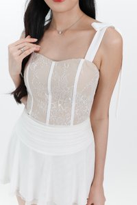 Larel Lace Tie Top in White x Nude