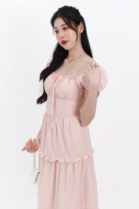 DEFECT | Sieralie Sleeved Midaxi in Light Pink in S DEFECT | Sieralie Sleeved Midaxi in Light Pink in S