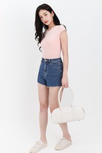 Raine Ribbed Padded Tee in Light Pink