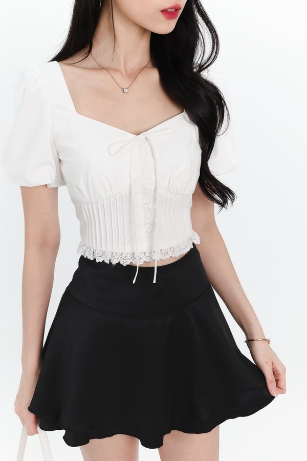 Lyrie Lace Trimmings Sleeved Top in White