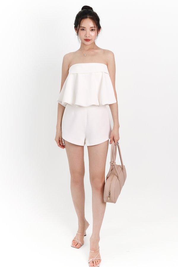 Cleef Co-ord Highwaist Shorts in White