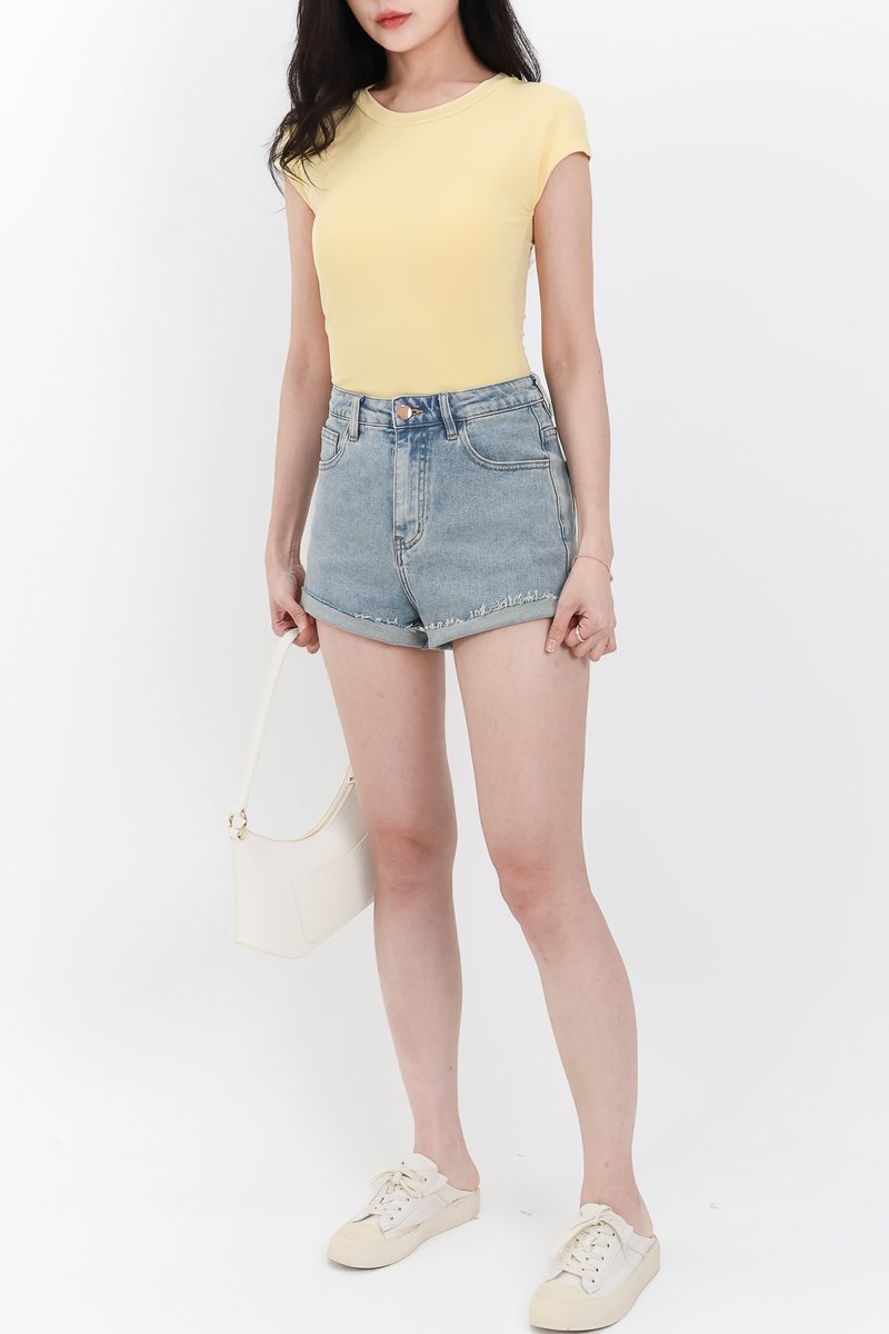 Daph Denim Shorts in Light Wash