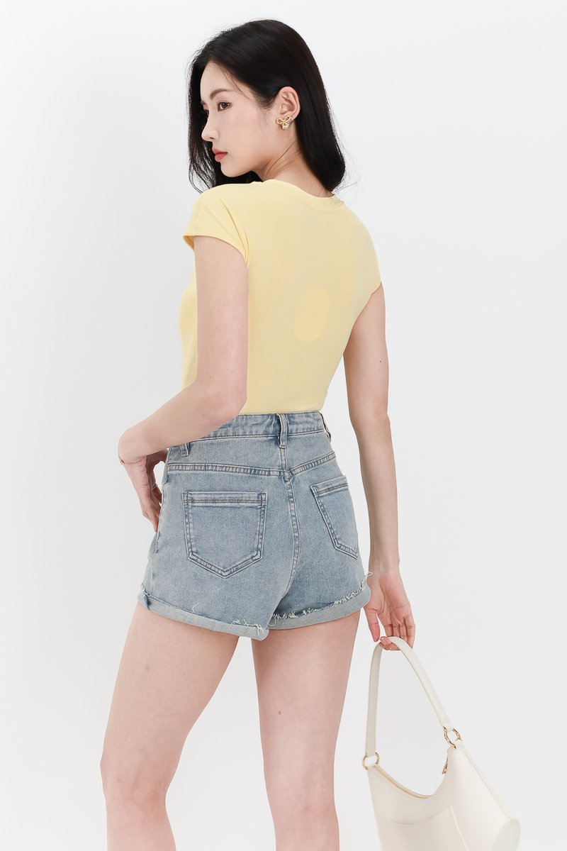 Raine Ribbed Padded Tee in Yellow