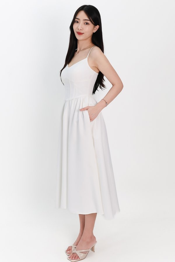 DEFECT | Carlyn Corset-like Midaxi in White in S