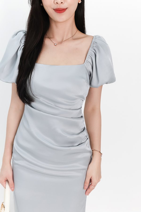 DEFECT | Sophina Sleeved Midi in Teal Blue in XL