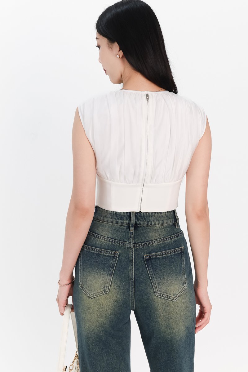 SALE EXCLUSIVE | Rei Ruched Top in White SALE EXCLUSIVE | Rei Ruched Top in White
