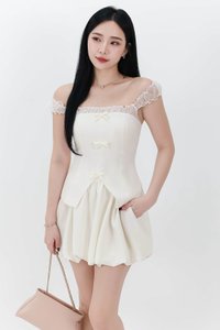DEFECT | Cindi Co-ord Offshoulder Top in Cream White in XXS DEFECT | Cindi Co-ord Offshoulder Top in Cream White in XXS