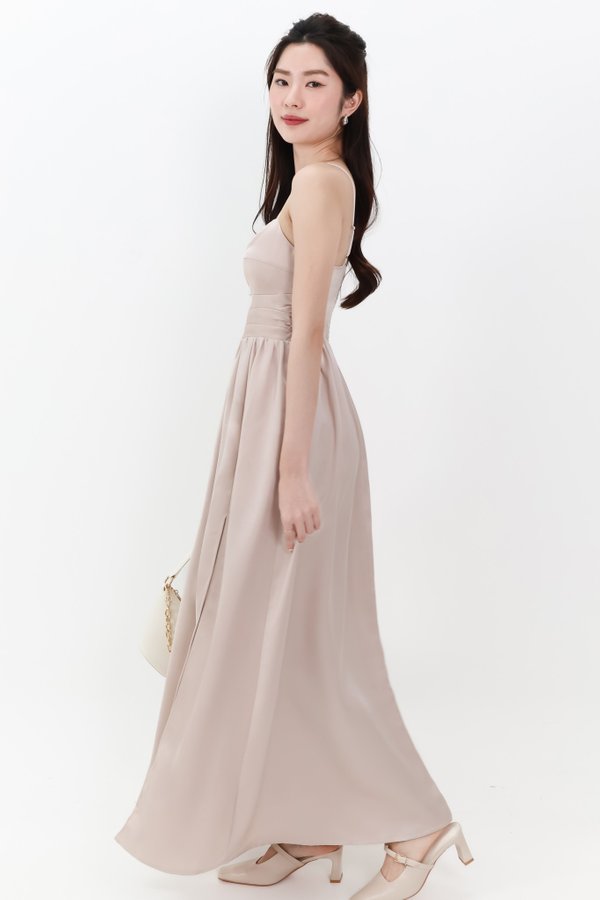 DEFECT | Terella Twist Knot Dress in Champagne Blush in S