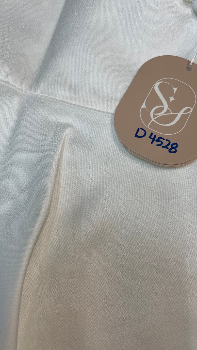 DEFECT | Charlie Co-ord Flare Skorts in White in S & M