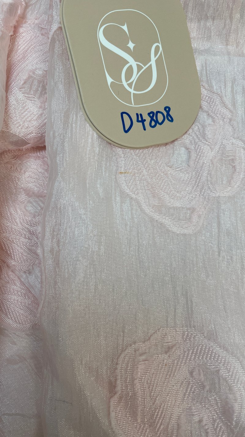 DEFECT | Evelyn Embossed Floral Skirt in Light Pink in XL DEFECT | Evelyn Embossed Floral Skirt in Light Pink in XL