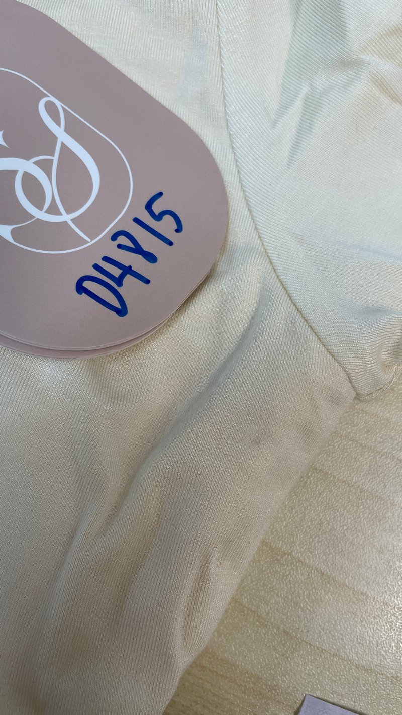 DEFECT | Leria Low Back Sleeve Top in Pale Yellow in S