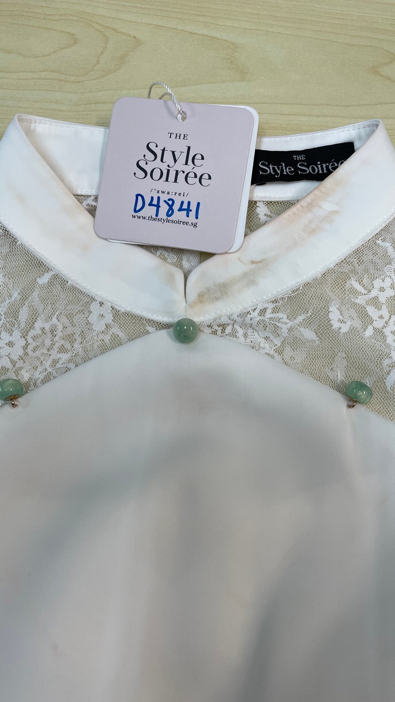 DEFECT | Lexi Lace Cheongsam Co-ord Top in White in XS DEFECT | Lexi Lace Cheongsam Co-ord Top in White in XS