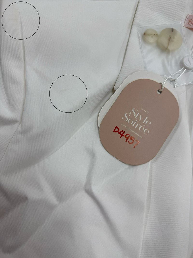 DEFECT | Catarina Co-ord Belted Blazer in White in XS DEFECT | Catarina Co-ord Belted Blazer in White in XS