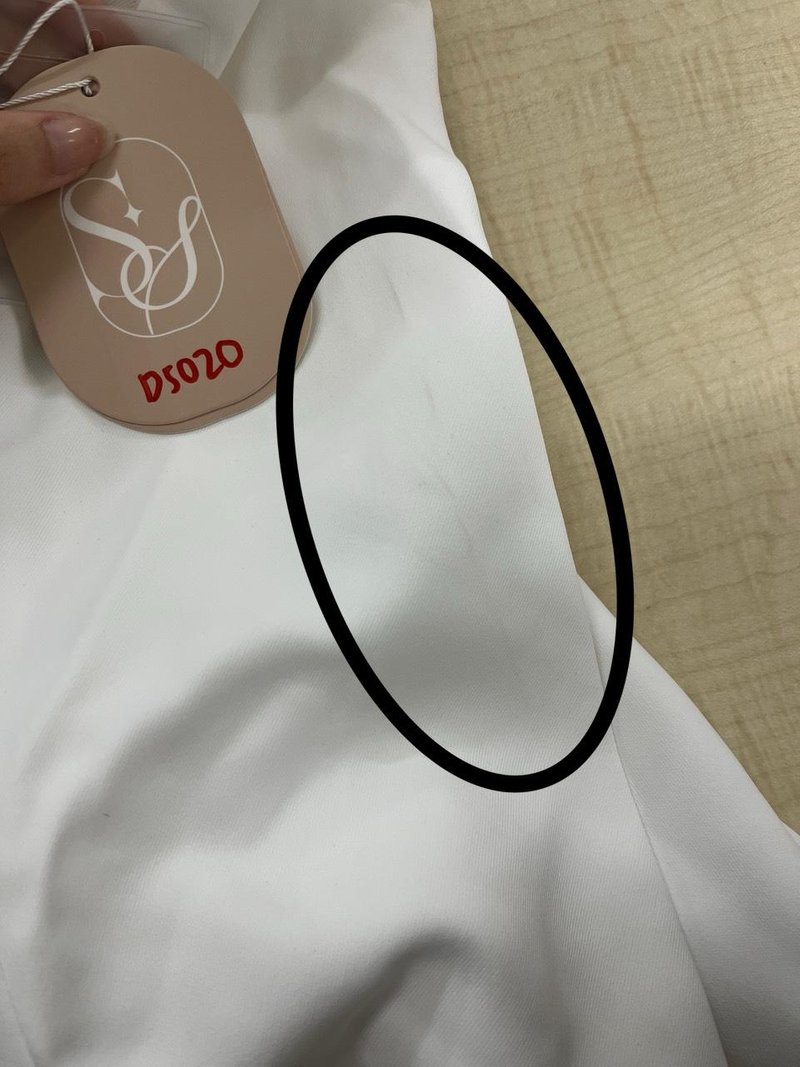 DEFECT | Catarina Co-ord Belted Blazer in White in M DEFECT | Catarina Co-ord Belted Blazer in White in M