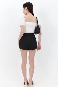 Kaline Highwaist Shorts V2 in Black