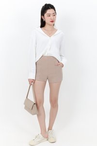 Kaline Highwaist Shorts V2 in Light Brown Kaline Highwaist Shorts V2 in Light Brown