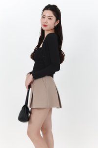 Fanny Flare Skorts in Soft Brown