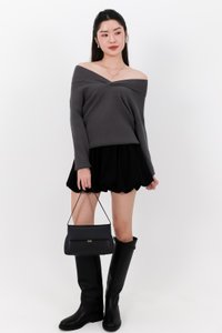 Odella Oversized Sweater Top in Dark Grey Odella Oversized Sweater Top in Dark Grey