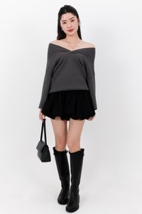 Odella Oversized Sweater Top in Dark Grey Odella Oversized Sweater Top in Dark Grey