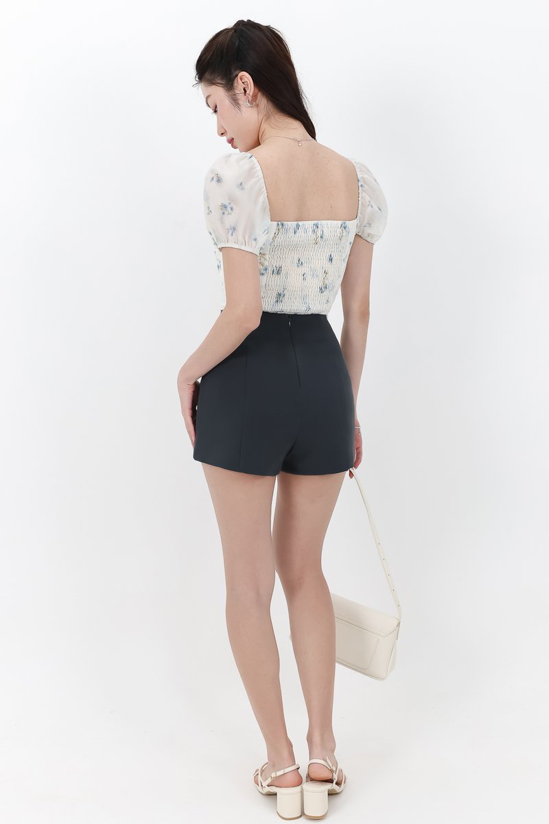 Kaline Highwaist Shorts V2 in Forest Grey Kaline Highwaist Shorts V2 in Forest Grey