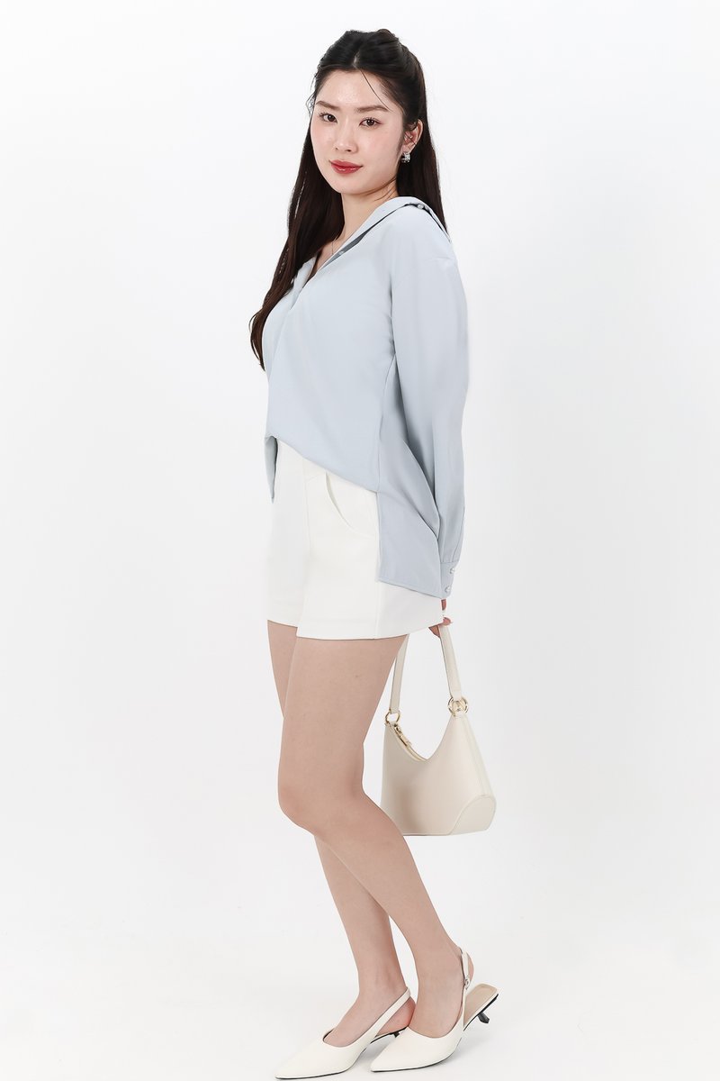 Kaline Highwaist Shorts V2 in White Kaline Highwaist Shorts V2 in White