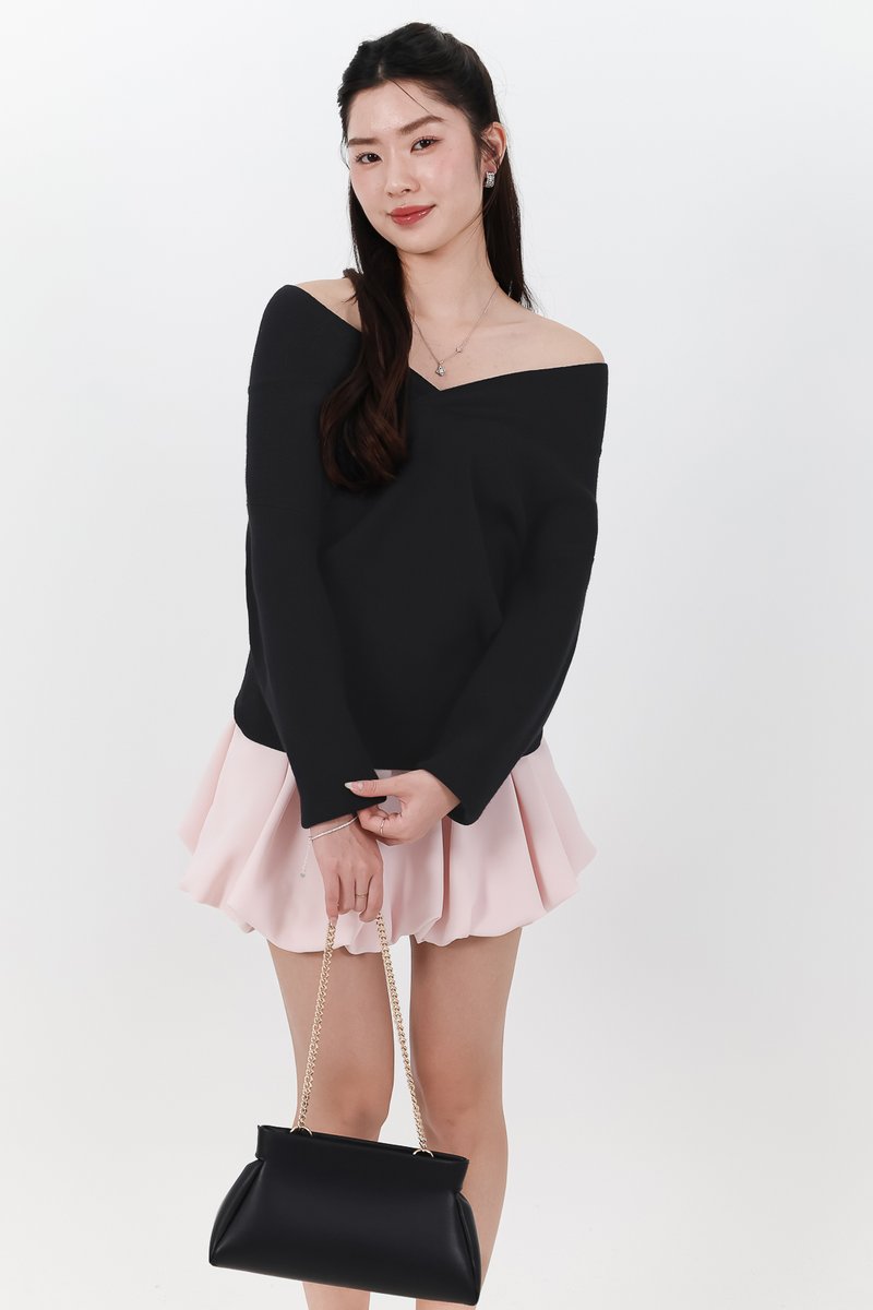 Odella Oversized Sweater Top in Black
