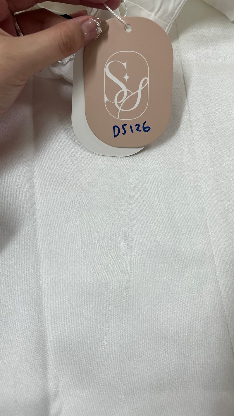 DEFECT | Sophina Sleeved Midi in White in XS