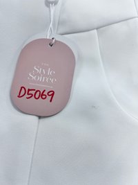 DEFECT | Kaline Highwaist Shorts V2 in White in XS