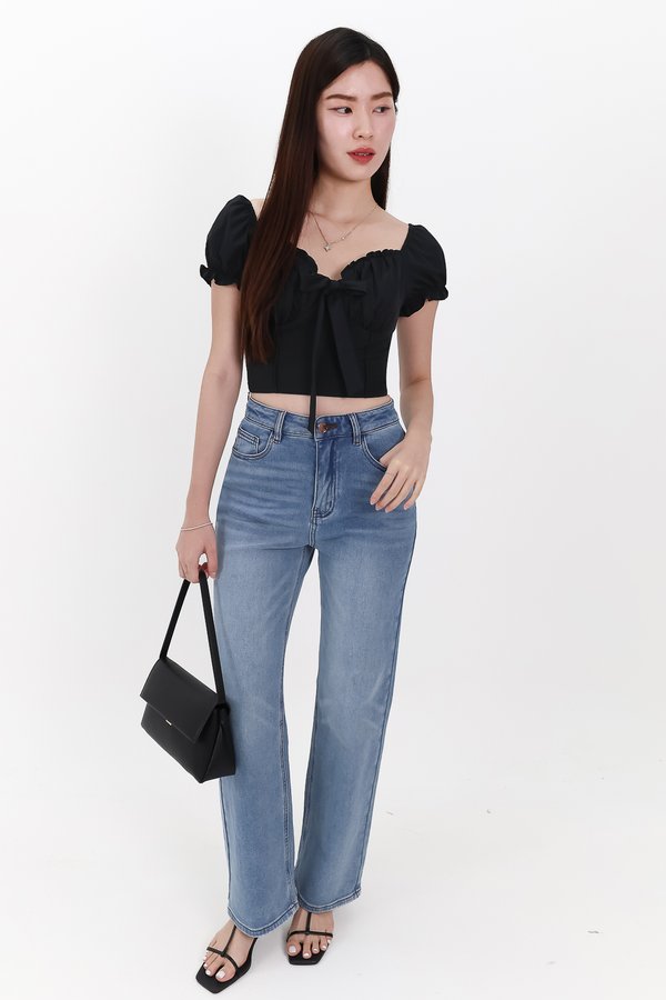 Solla Straight Cut Denim Jeans in Light Wash ( Regular Length )