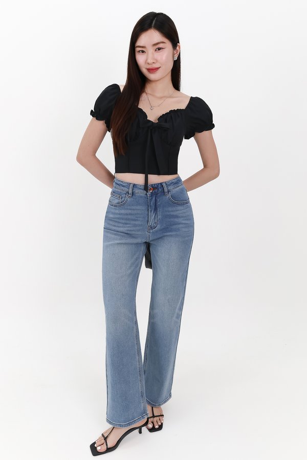 Solla Straight Cut Denim Jeans in Light Wash ( Regular Length )