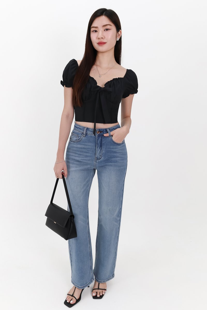 Solla Straight Cut Denim Jeans in Light Wash ( Regular Length ) Solla Straight Cut Denim Jeans in Light Wash ( Regular Length )