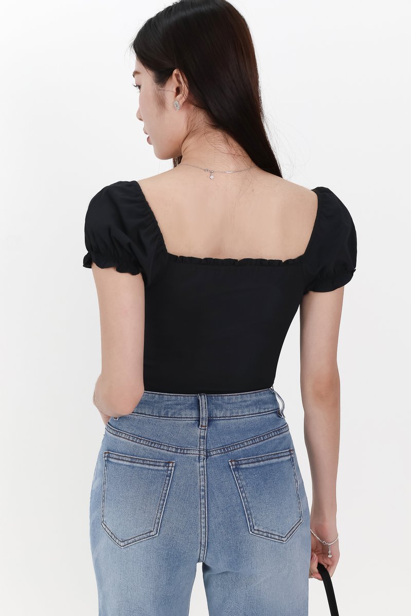 Reline Ribbon Sleeve Top in Black