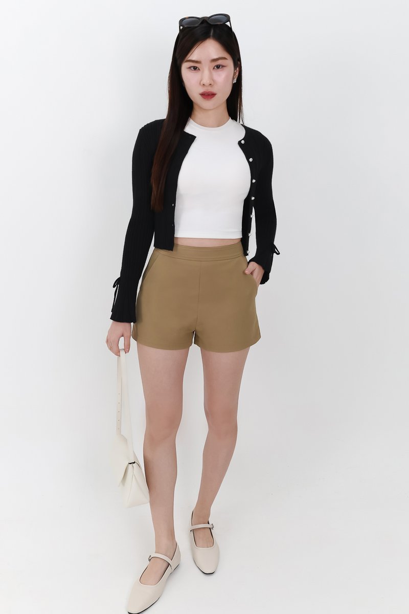 RESTOCKS | Briella Button Up Knit Cardigan in Black