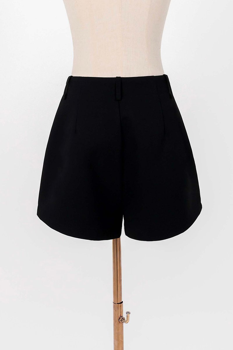 Coco Co-ord Panelled Shorts in Black