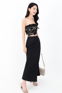 Odenne Overlap Ruched Midi Skirt in Black ( Regular Length )