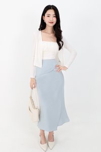 Odenne Overlap Ruched Midi Skirt in Blue ( Petite Length )