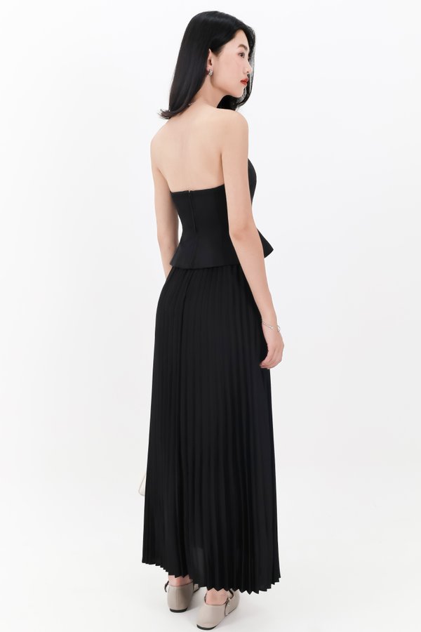 Cecelia Co-ord Pleated Skirt in Black ( Petite Length )