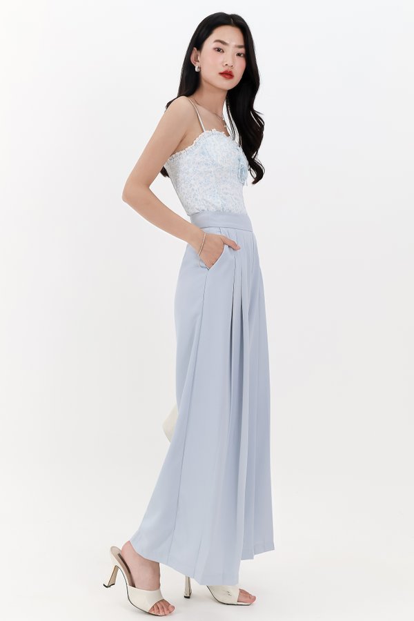 Pixa Pleated Highwaist Pants in Light Blue ( Regular Length )