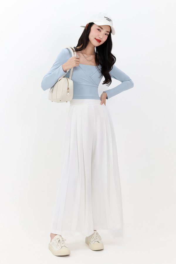 Lara Layered Sleeved Top in Blue