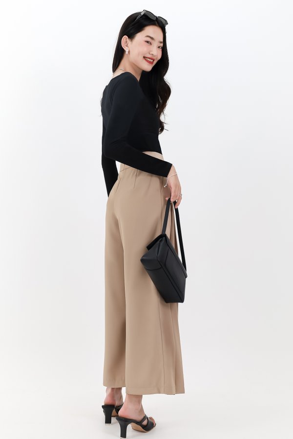 RESTOCKS 2 | Lara Layered Sleeved Top in Black