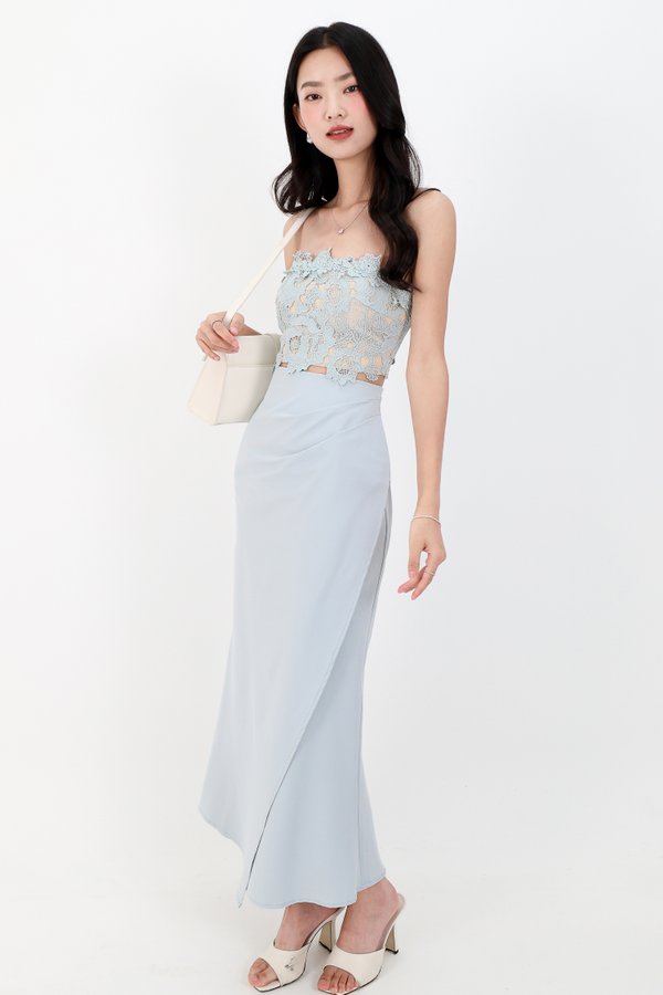 Odenne Overlap Ruched Midi Skirt in Blue ( Regular Length )