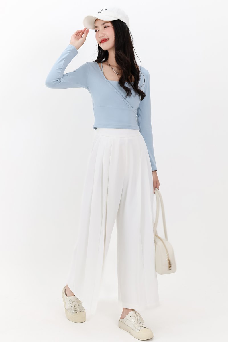 Pixa Pleated Highwaist Pants in White ( Petite Length )