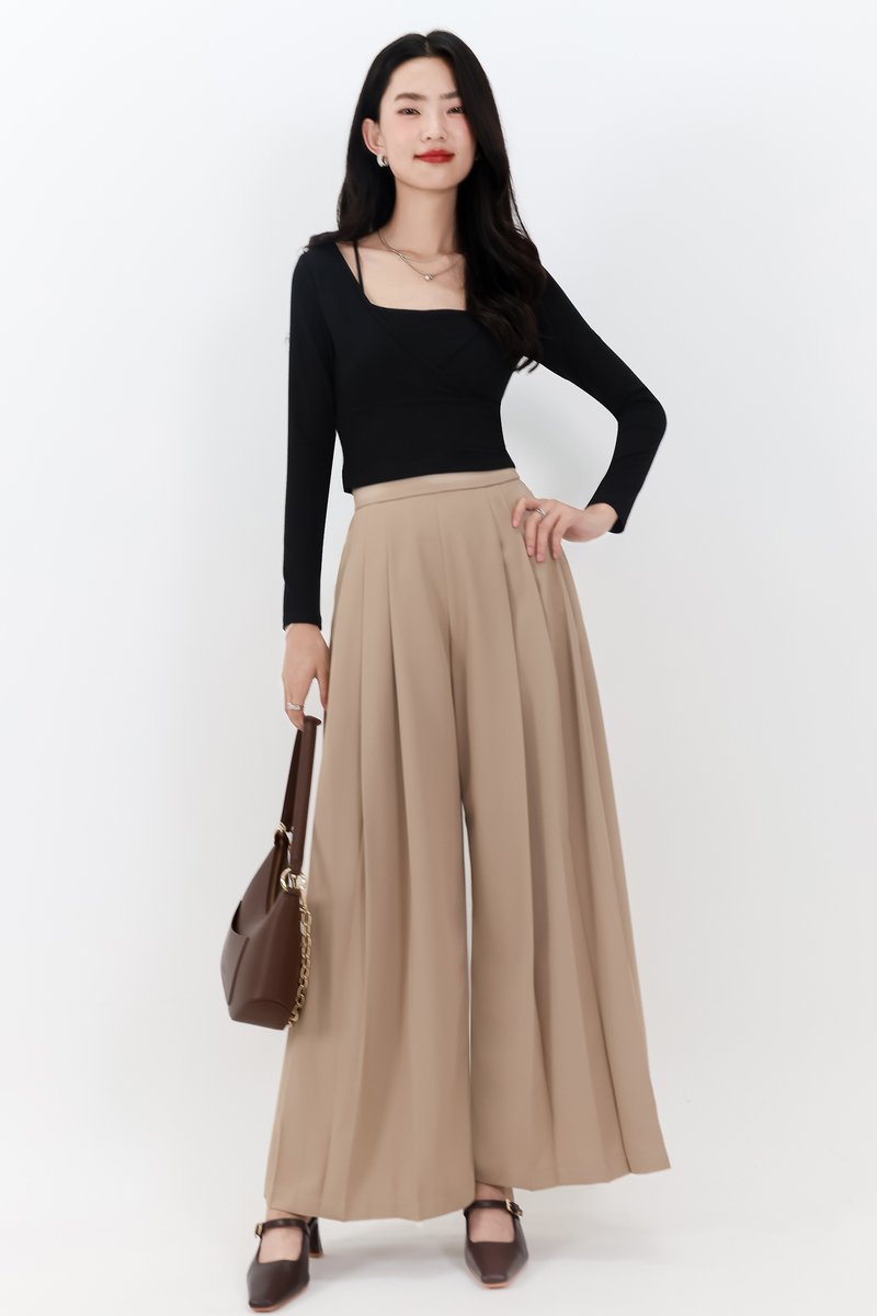 RESTOCKS 2 | Lara Layered Sleeved Top in Black
