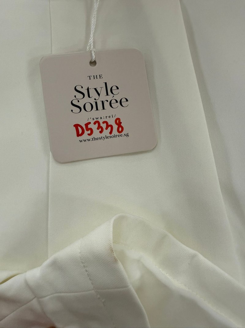 DEFECT | Heather High Waist Shorts in White in XXS